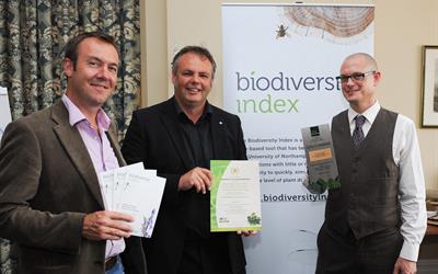 Biodiversity Index researchers receiving Green Apple Award
