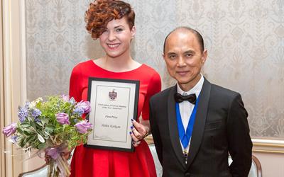 Helen Kirkum with Jimmy Choo receiving Cordwainers Award