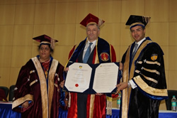 Nick Petford receiving Honorary Doctorate in Amity
