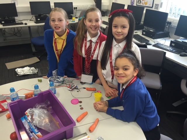 Primary School Children - MaKey MaKey event