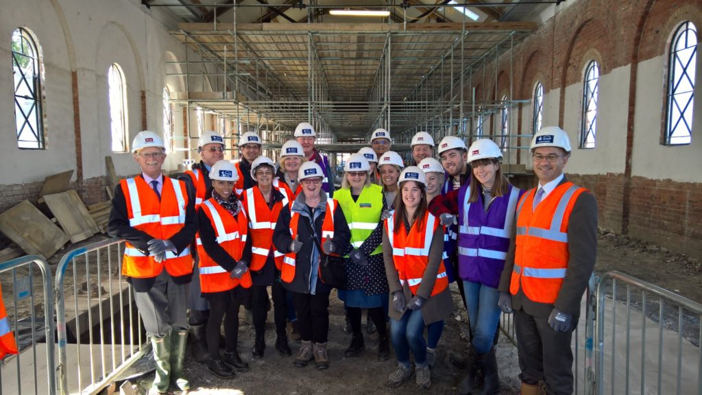 students’ union hosts vips at waterside engine shed