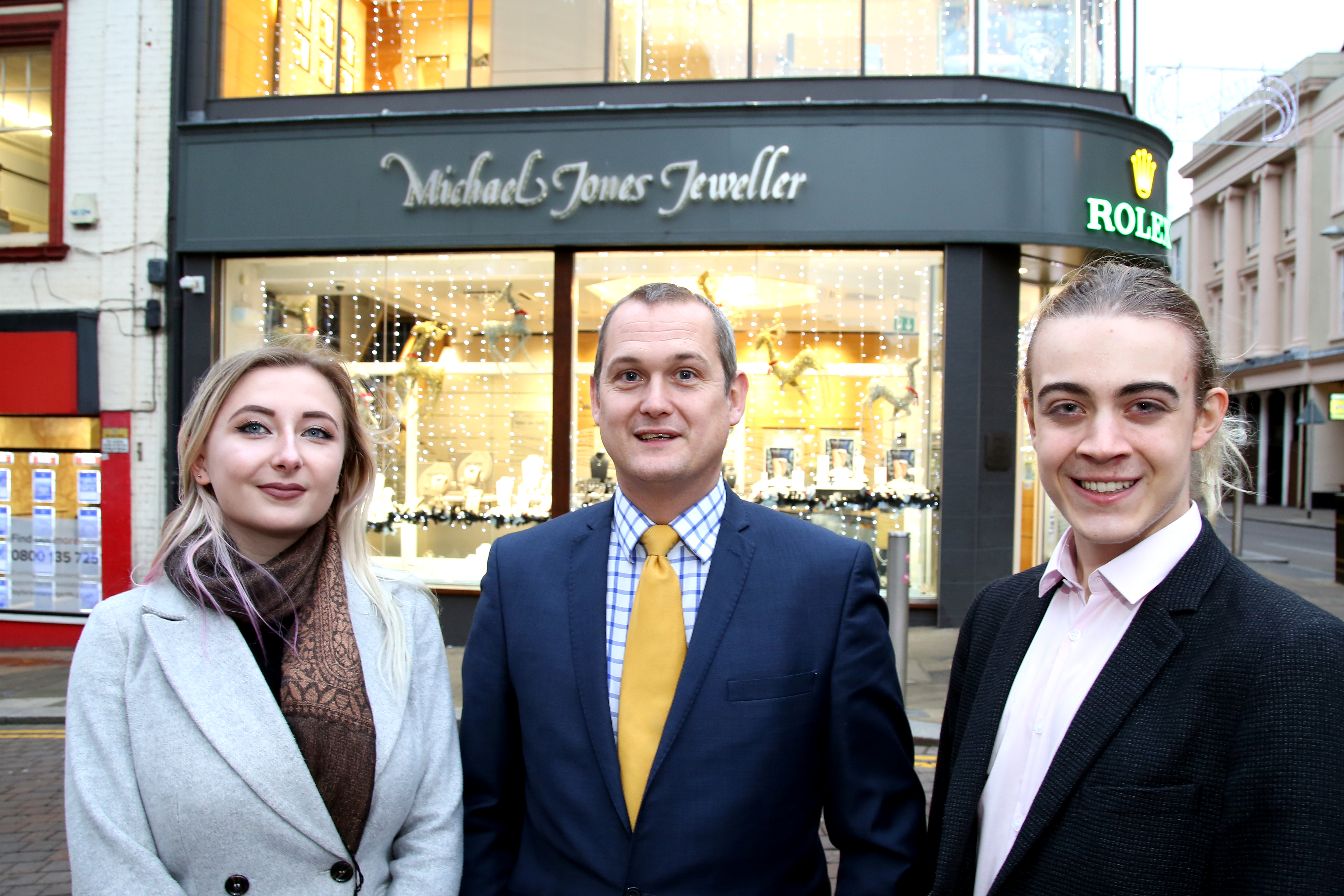 Michael Jones Jeweller -sponsorship - 22-11-17- (7)