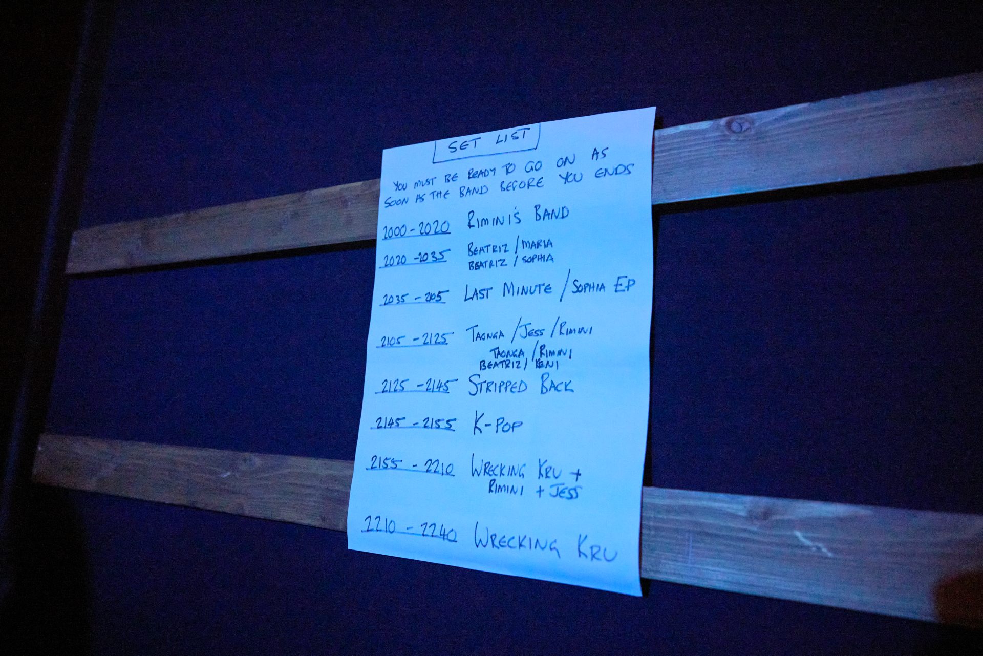 A setlist of timings at the Popular Music gig in 2025.