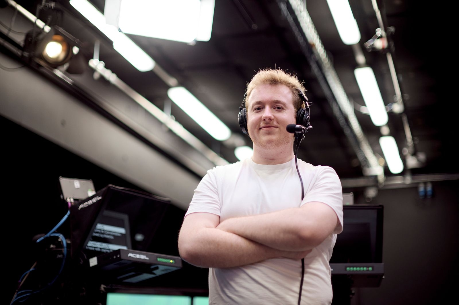 Media student headset