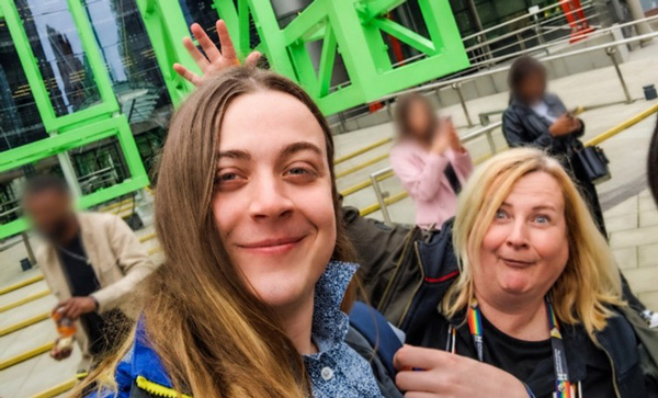 Dr Kardi Somerfield and Lecturer Billy Little outside the Channel 4 offices taking a selfie
