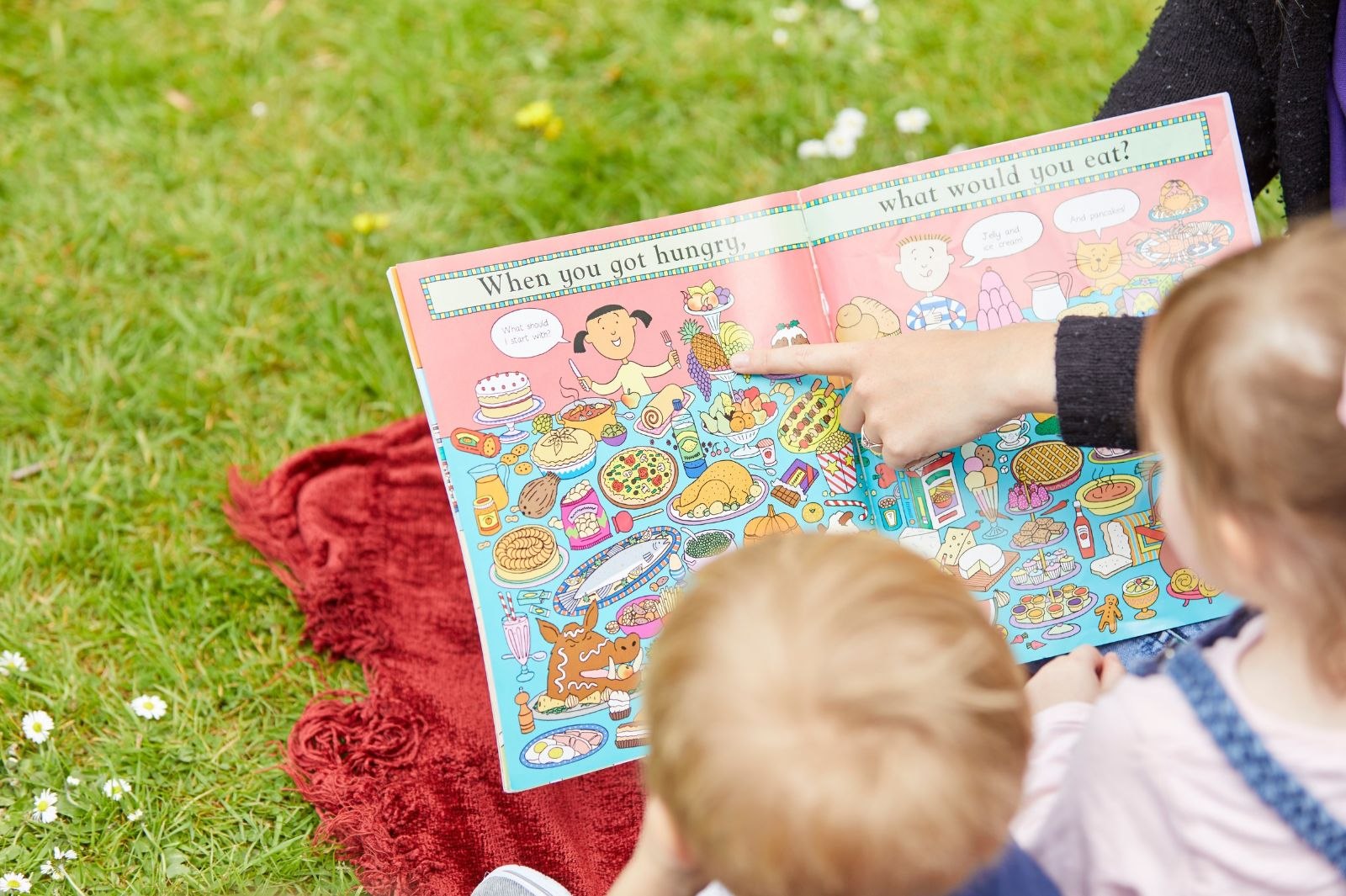 Baby and toddler reading