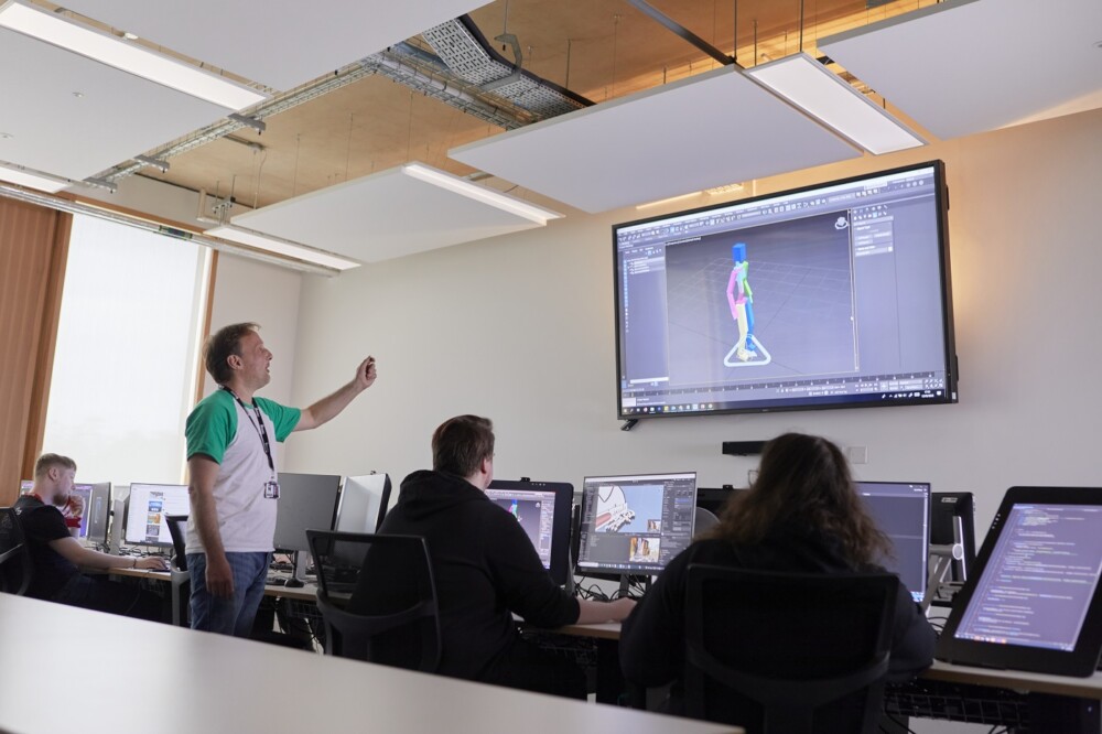 Academic leads a games art and design class