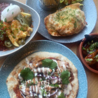 Chicken Flatbread, Loaded Nachos, Chicken Wings and Tuna Melt