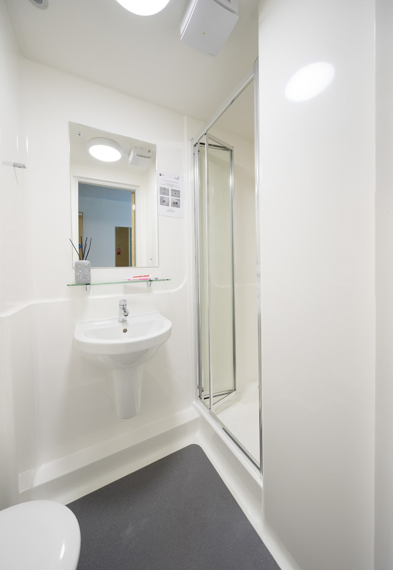 Small En-suite – Waterside | University of Northampton